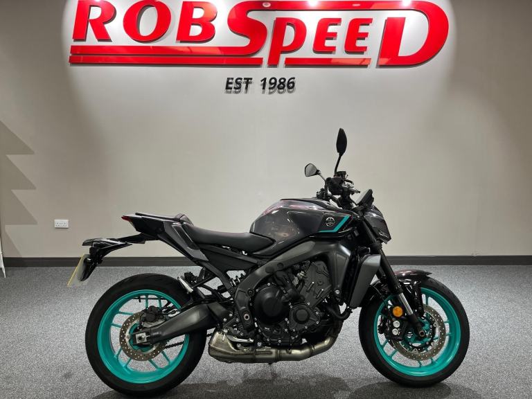 Yamaha MT09 Y-AMT auto, 2025