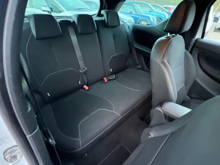 2017 DS Automobiles DS 3 1.2 PureTech 82 Connected Chic 3dr HATCHBACK PETROL Manual