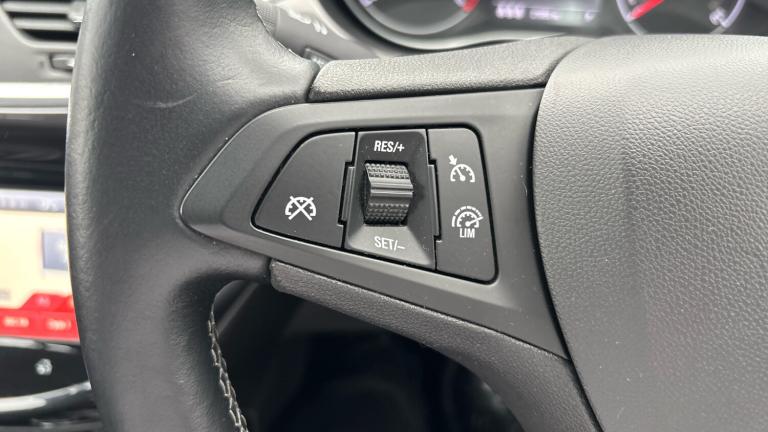 2015 Vauxhall Corsa 1.4 SE 5dr Auto Petrol Hatchback Hatchback Petrol Automatic