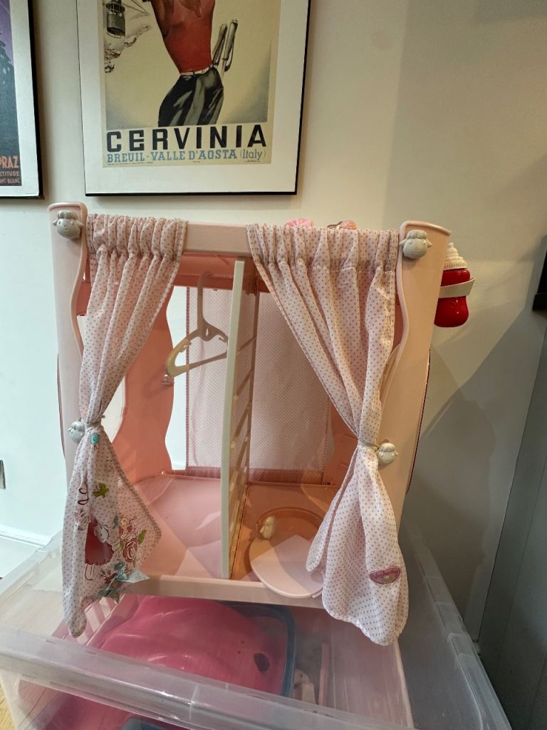 Baby Annabelle 2 in 1 wardrobe and changing table 