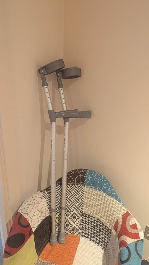 Sunrise Healthcare Double Adjustable Pair of Crutches NEW