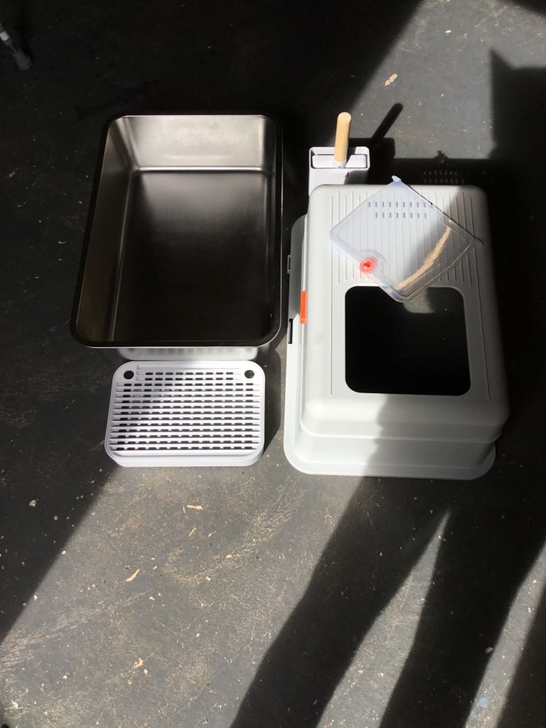 Very Large Stainless Steel Cat Litter Tray