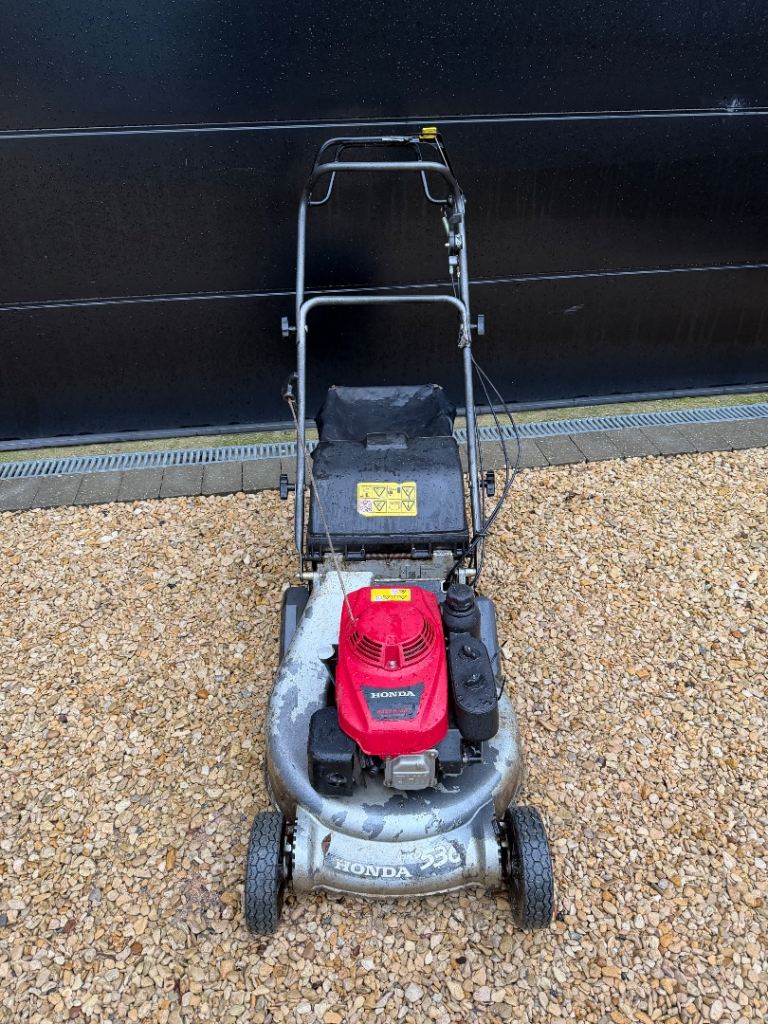 Honda lawnmower 536