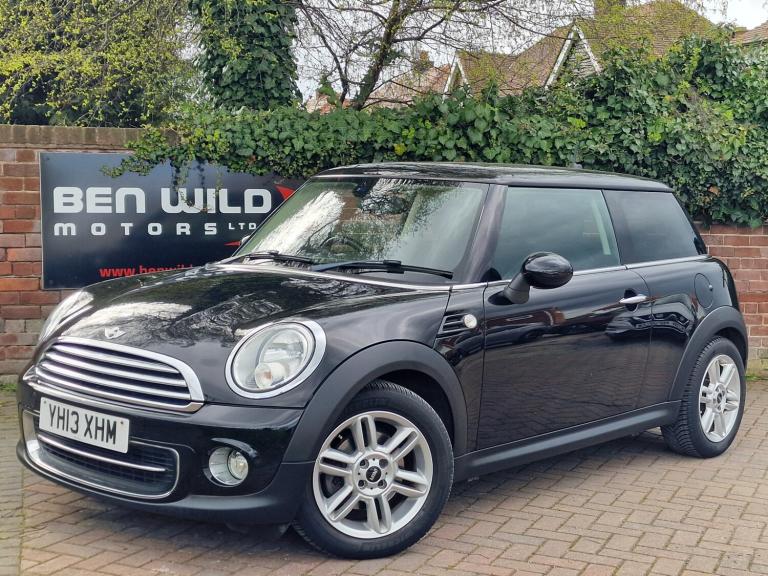 2013 MINI Hatch 1.6 Cooper 3dr HATCHBACK Petrol Manual