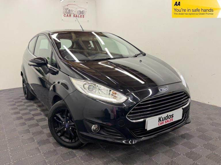 2015 Ford Fiesta 1.25 Zetec 3dr - 69000 MILES - AIRCON - DAB  HATCHBACK Petrol Manual
