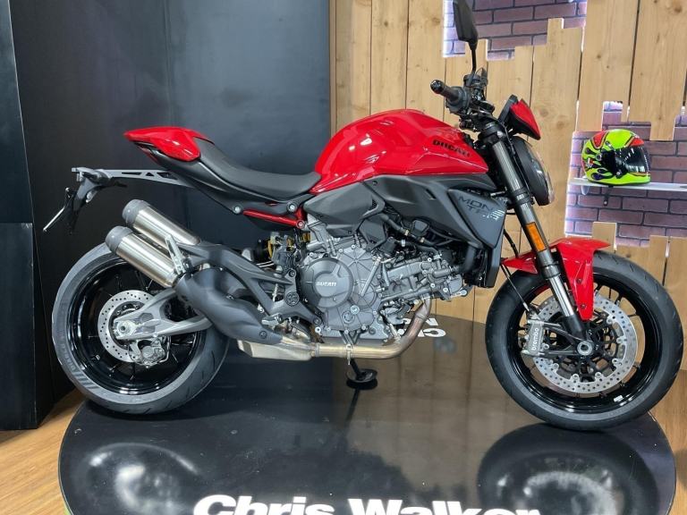 Ducati Monster + PLUS 2026 Latest model! V2 engine! FREE UK DELIVERY! 0%