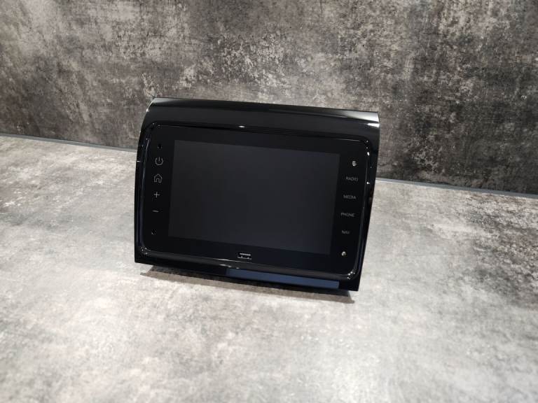 Daiichi 7" Infotainment Unit – DAB, CarPlay & Android Auto (Model D716AF-P)