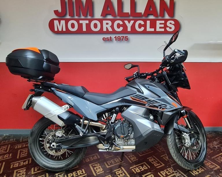 KTM 890 ADVENTURE 