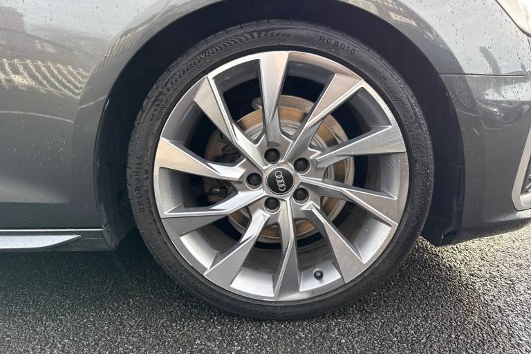 2020 Audi A4 2.0 TFSI 35 S line S Tronic Euro 6 (s/s) 4dr Saloon PETROL Automatic