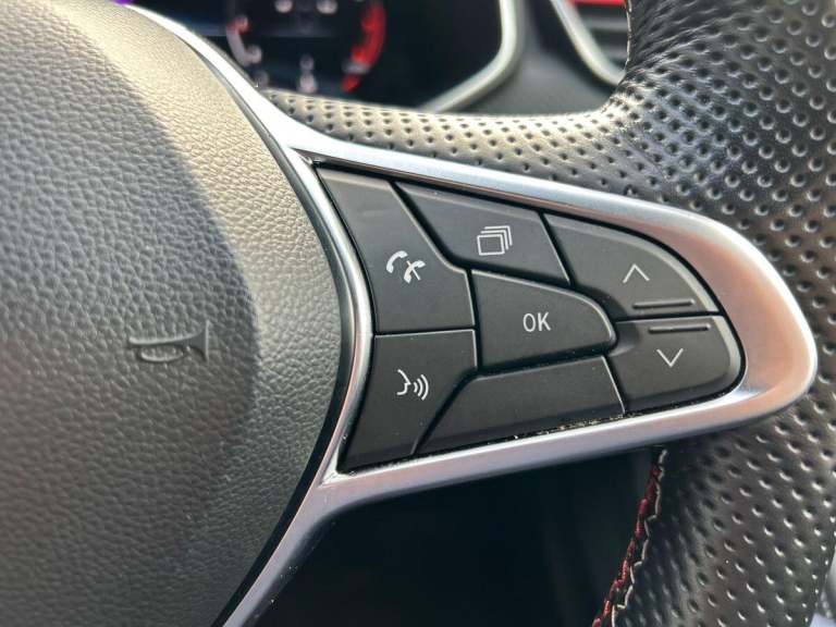 2023 Renault Clio 1.0 TCe RS Line Euro 6 (s/s) 5dr HATCHBACK Petrol Manual