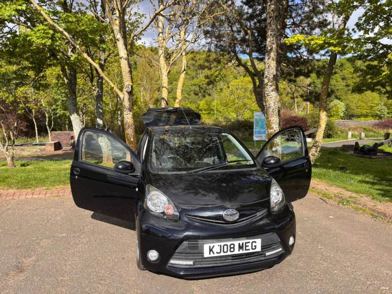 Toyota, AYGO VVT-I, Hatchback, 2014, Manual, 998 (cc), 3 doors