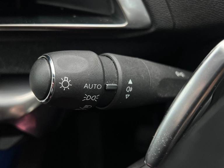 2022 Peugeot 3008 1.2 PureTech Allure Premium 5dr EAT8 Estate PETROL Automatic