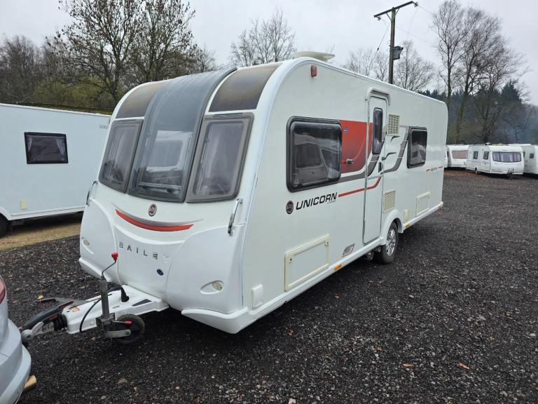 Bailey Unicorn Valencia Fixed Bed 2016