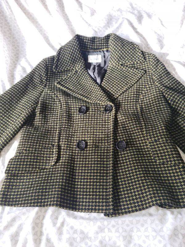 Stunning J Taylor khaki green and black jacket with oversized buttons uk16