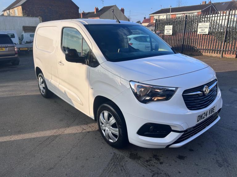 2024 Vauxhall Combo 2300 1.5 Turbo D 100ps H1 Pro Van PANEL VAN Diesel Manual