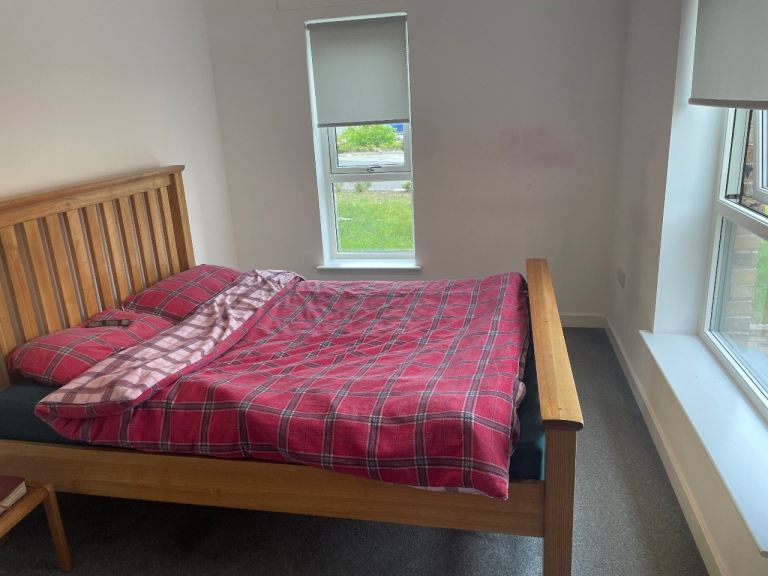 Double room in a two bed flat. 