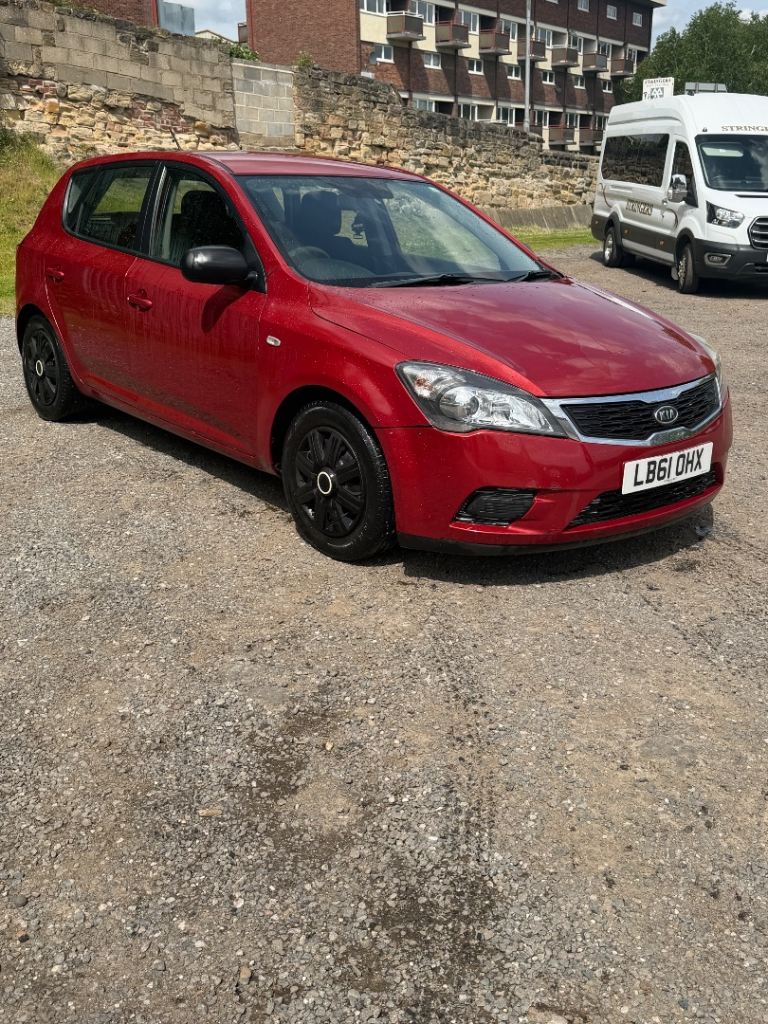 Kia, CEED, Hatchback, 2012, Manual, 1582 (cc), 5 doors