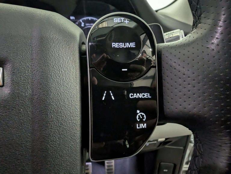 2020 Land Rover Range Rover Evoque 2.0 D180 MHEV R-Dynamic SE Auto 4WD Euro 6 (s/s) 5dr ESTATE Di...