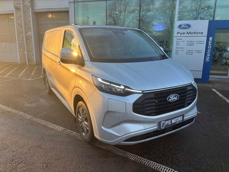 2024 Ford Transit Custom 2.5 PHEV 232ps H1 Van Limited Auto Van Petrol Parallel PHEV Automatic