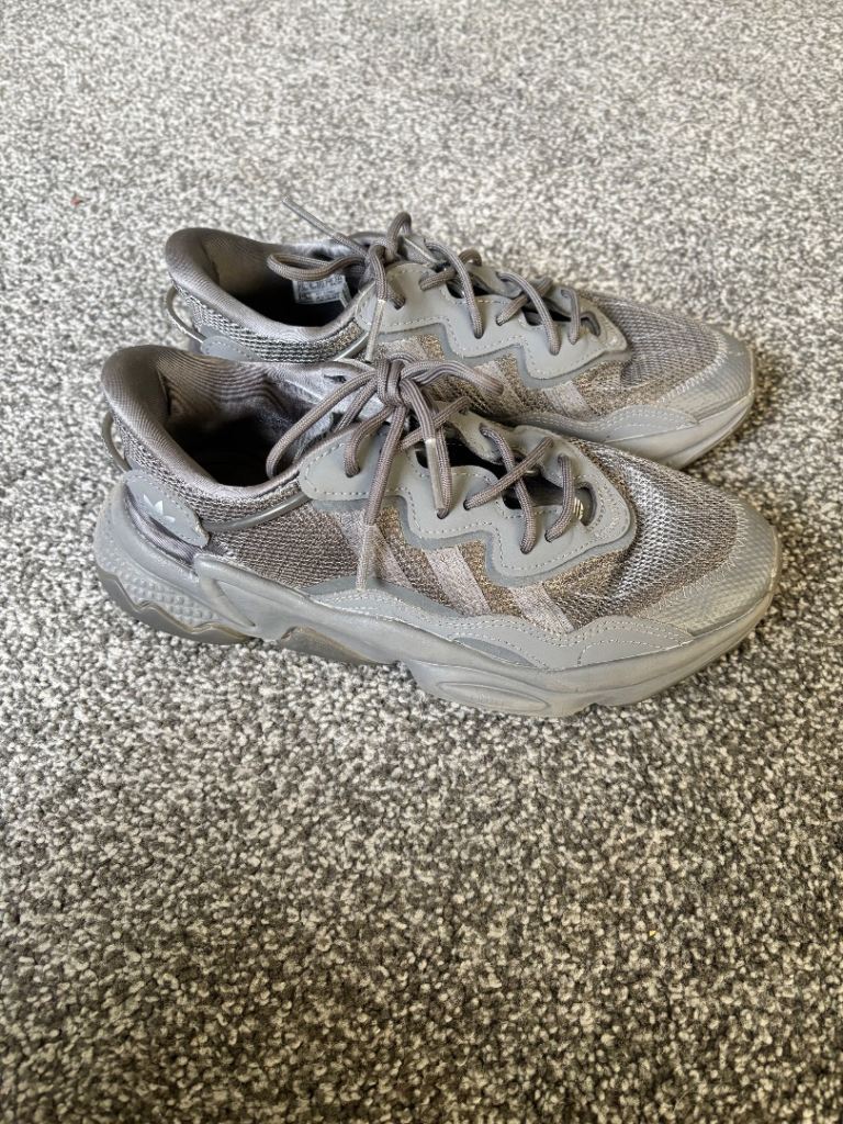 Adidas ozweegos 6 