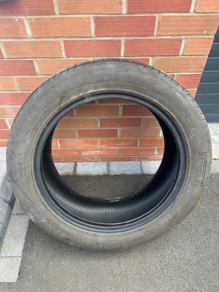 Pirelli 255/50/20 tyre