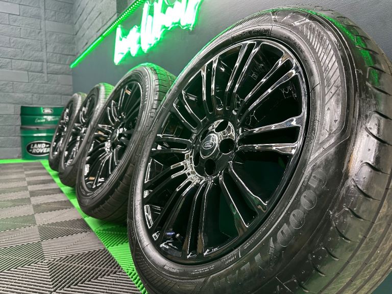 Land Rover Discovery Sport / Evoque / Freelander 2 19” Gloss black alloy wheels & all 6/8mm+ tyres!