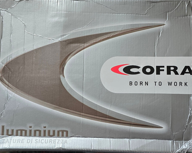 Brand new cofra monti safety trainers size 8