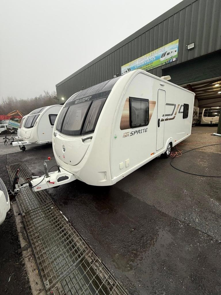 2021 SWIFT SPRITE MAJOR 4EB - 4 BERTH CARAVAN 