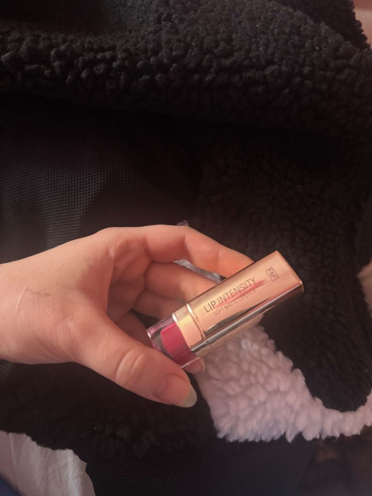 FF Lip Intensity Lipstick in Rich Raspberry – Used Once