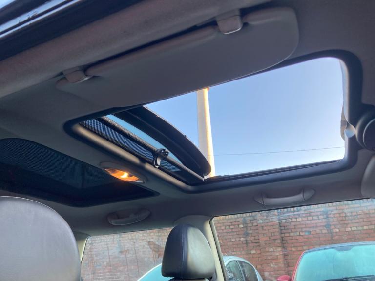 2005 MINI Hatch 1.6 Cooper 3dr HATCHBACK Petrol Manual