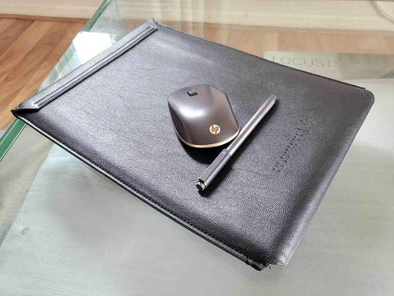 ❤️ HP Spectre X360 15" 4K Touchscreen i7-8550U 16GB RAM 1TB SSD 2-in-1 NVIDIA Gaming Laptop Tablet