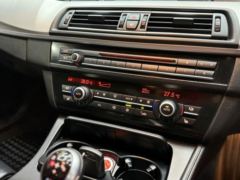 BMW M5 4.4 M5 Saloon 2011