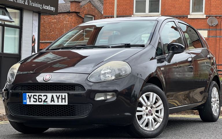 Fiat, PUNTO, Hatchback, 2012, Manual, 1242 (cc), 5 doors