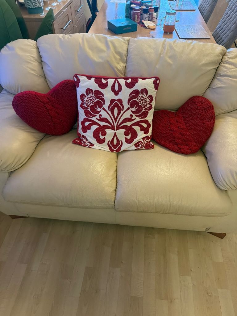 FREE Cream Leather Sofa (Smoke & Pet-Free Household!)