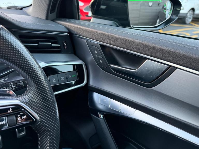 2019 Audi A6 Saloon 2.0 TDI 40 Black Edition Saloon 4dr Diesel S Tronic quattro Euro 6 (s/s) (2 S...