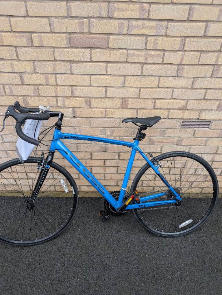 Road bike 