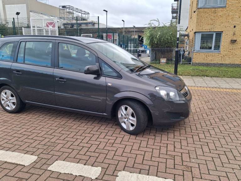 Vauxhall ZAFIRA 2013Manual 1.6