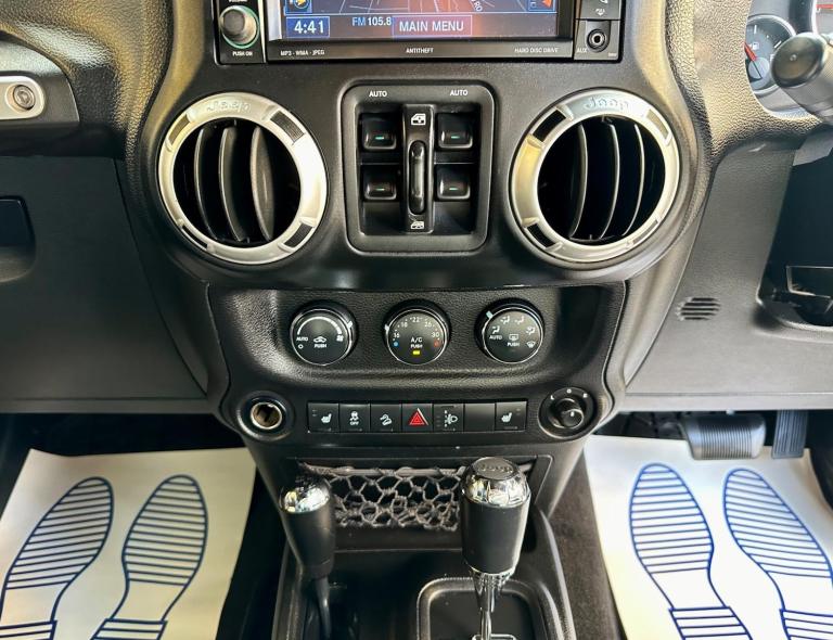 2012 Jeep Wrangler 2.8 CRD Black Edition II Auto 4WD Euro 5 4dr CONVERTIBLE Diesel Automatic