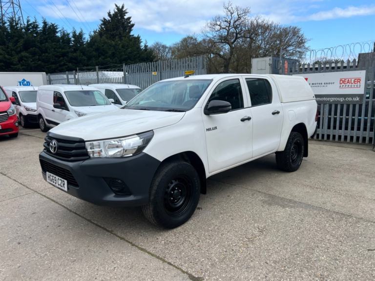 2019 Toyota Hilux Active D/Cab Pick Up 2.4 D-4D PICK UP DIESEL Manual