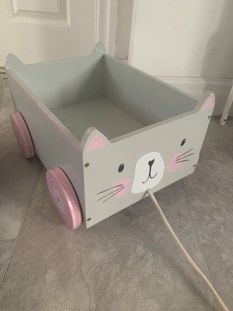 Great little company bookcart.