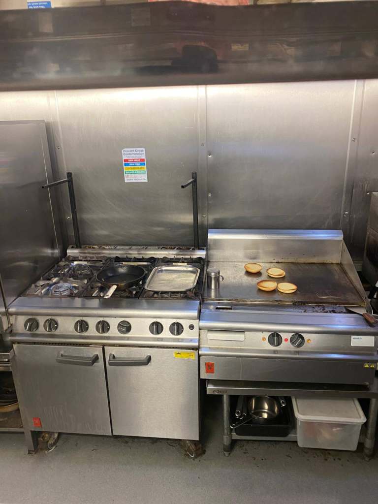 Pub & Bar Kitchen for Rent in Croydon 