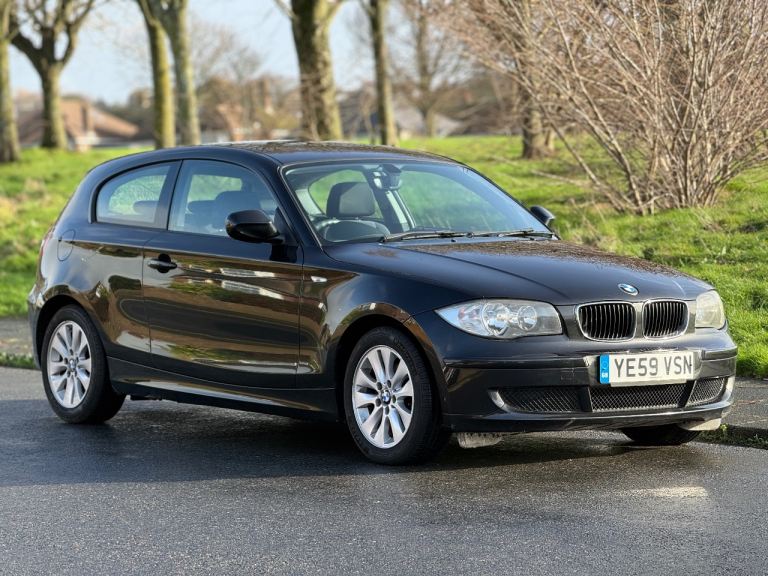 BMW, 1 SERIES 118d ES, Hatchback, 2010, Manual, £35 Tax, FSH, New Clutch & Flywheel