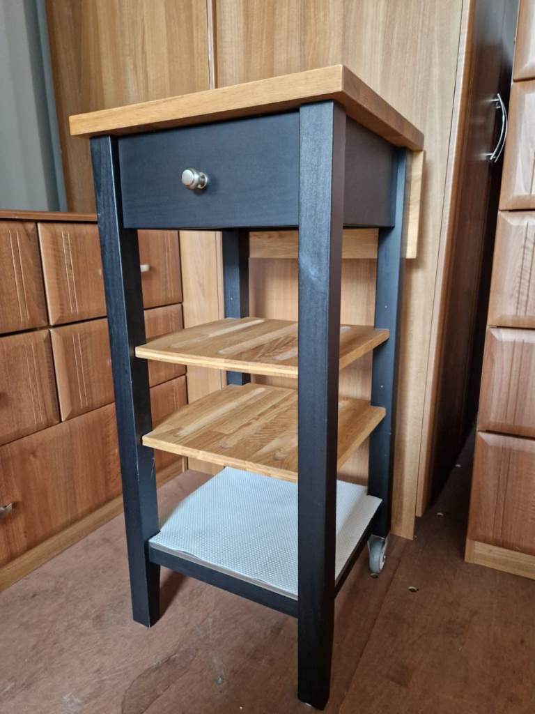 Solid Wood Kitchen Butcher’s Block / Trolley