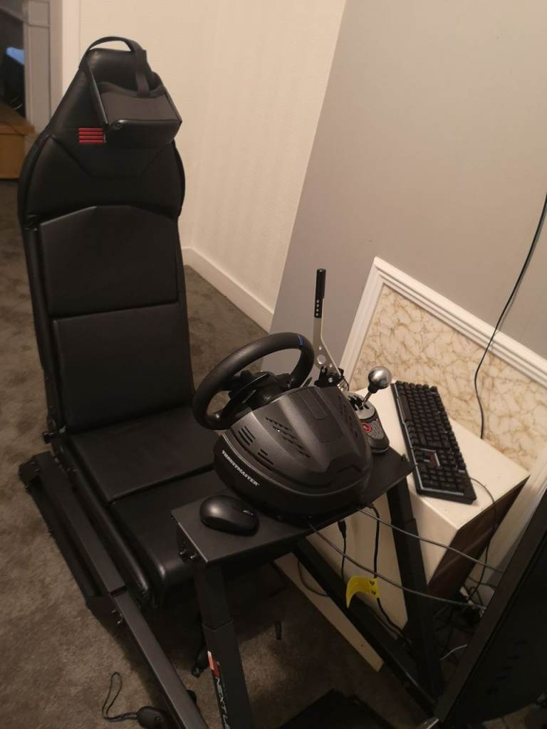 Next level racing F GT, T300 Rs wheel and pedals, hydraulic handbrake, 7 gear h pattern shifter.