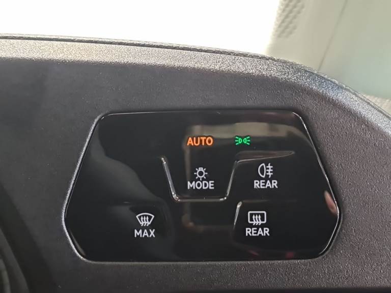 2021 Volkswagen Caddy 2.0 TDI C20 COMMERCE 75 BHP SWB Panel Van Diesel Manual