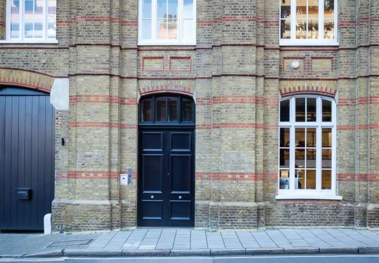 Clerkenwell Serviced Office For 20 Desks - Flexible Furnished Space