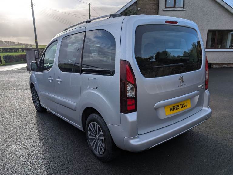 Peugeot, PARTNER TEPEE, MPV, 2015, Manual, 1560 (cc), 5 doors