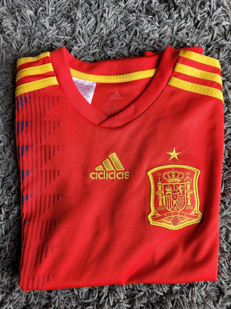 Spain Official Genuine National Football Team Football Shirt - 13-14yrs