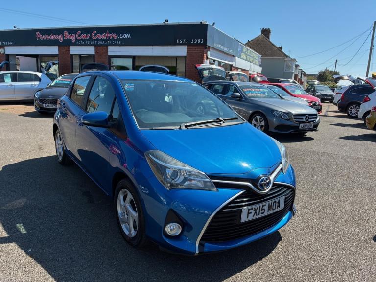 2015 Toyota Yaris Icon 1.5 VVT-h Hatchback 5 Dr Petrol Hybrid E-CVT Euro 6 (101
