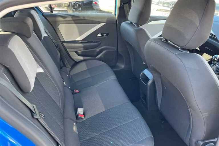 2022 Vauxhall Astra 1.2 Turbo 130 Design 5dr HATCHBACK PETROL Manual